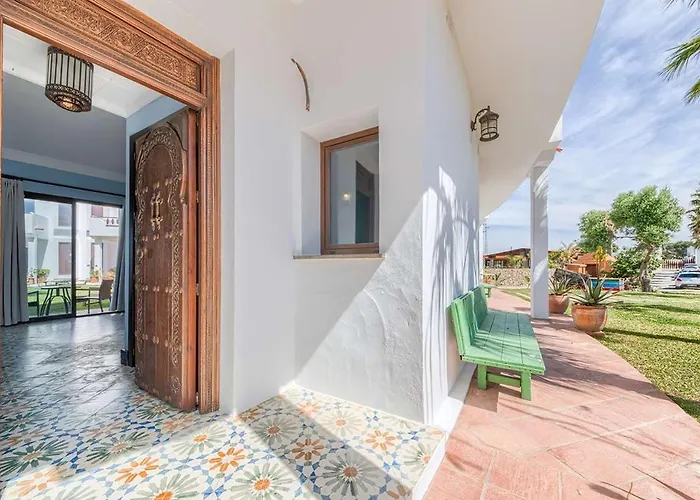 Apartamentos Turisticos Bahia De Trafalgar